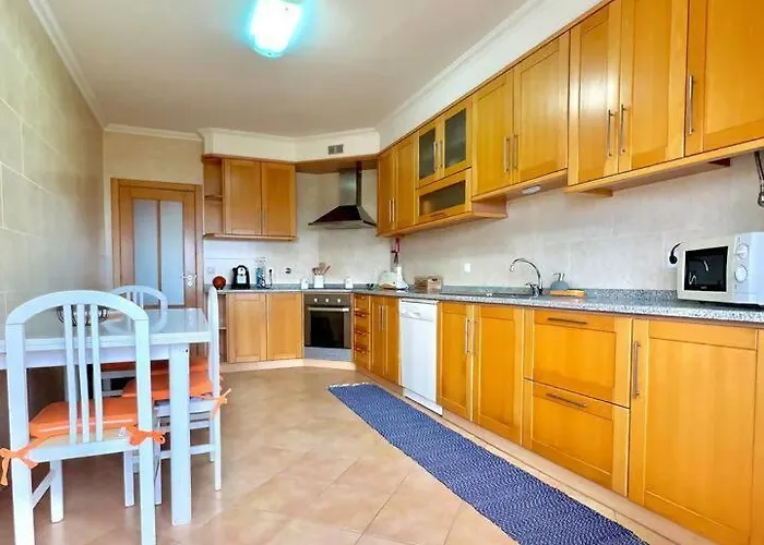 Apartmán T2 Com Vista Panoramica Sobre A Costa Atouguia Da Baleia